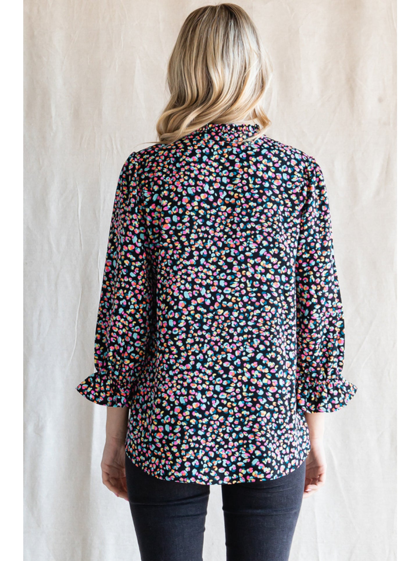 Print top with frilled self-tie neck