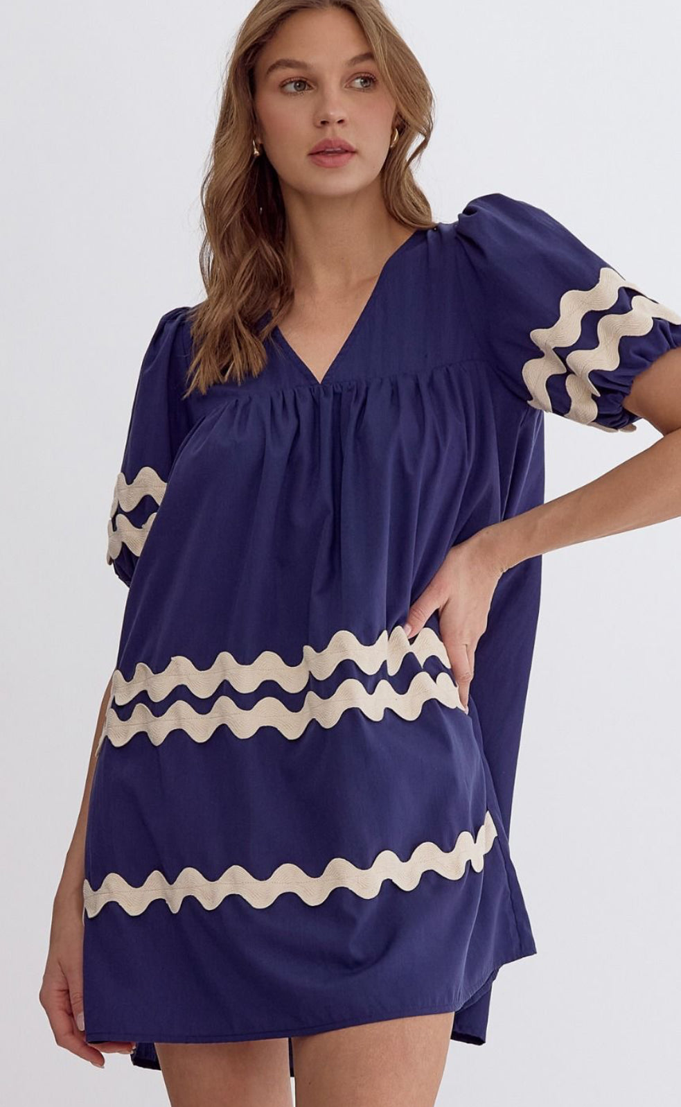 Solid v-neck half sleeve mini dress ships