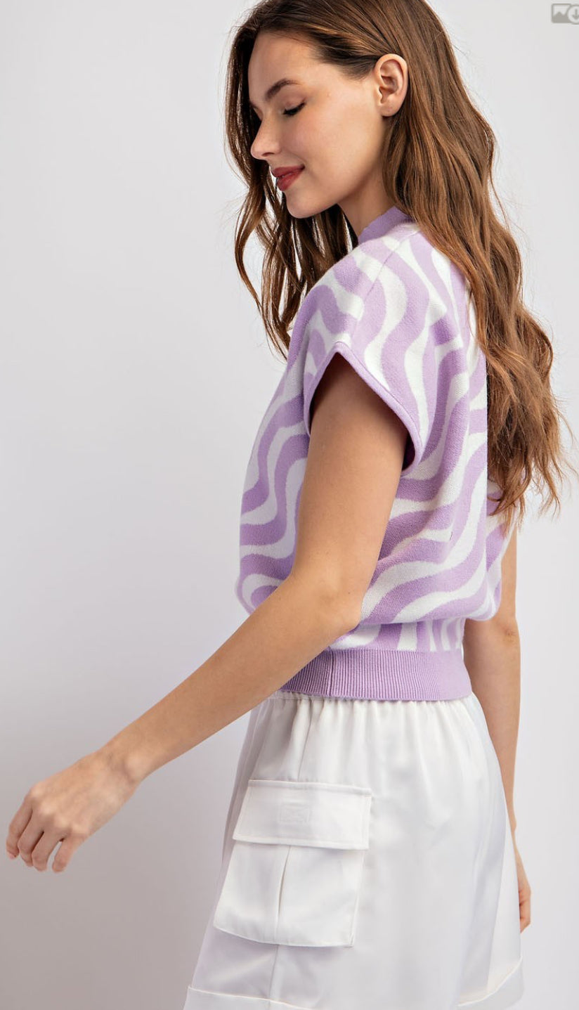 Swirl Pinted Short Sleeve Top